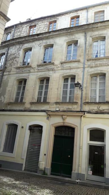 Ferienwohnung Renove, Vue Sur Palais Des Papes, Terrasse Et Wifi Troisieme Etage Avignon Exterior foto