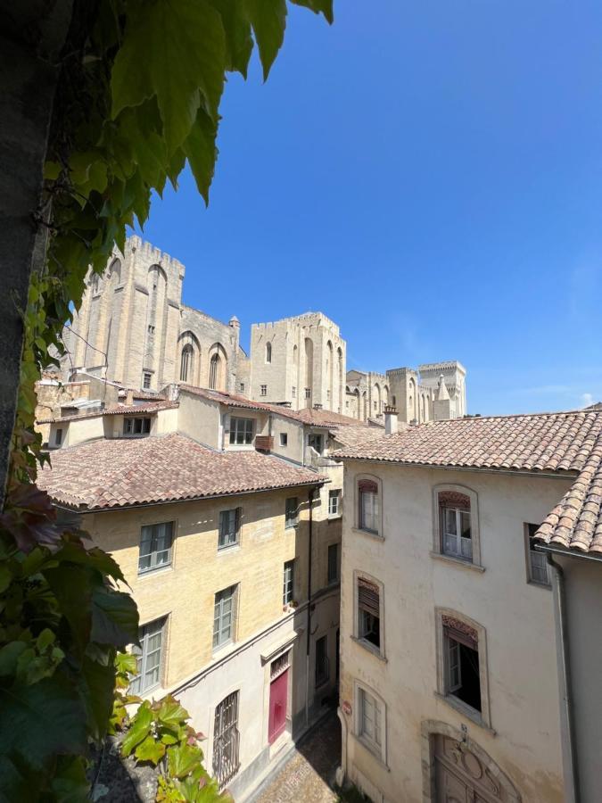 Ferienwohnung Renove, Vue Sur Palais Des Papes, Terrasse Et Wifi Troisieme Etage Avignon Exterior foto