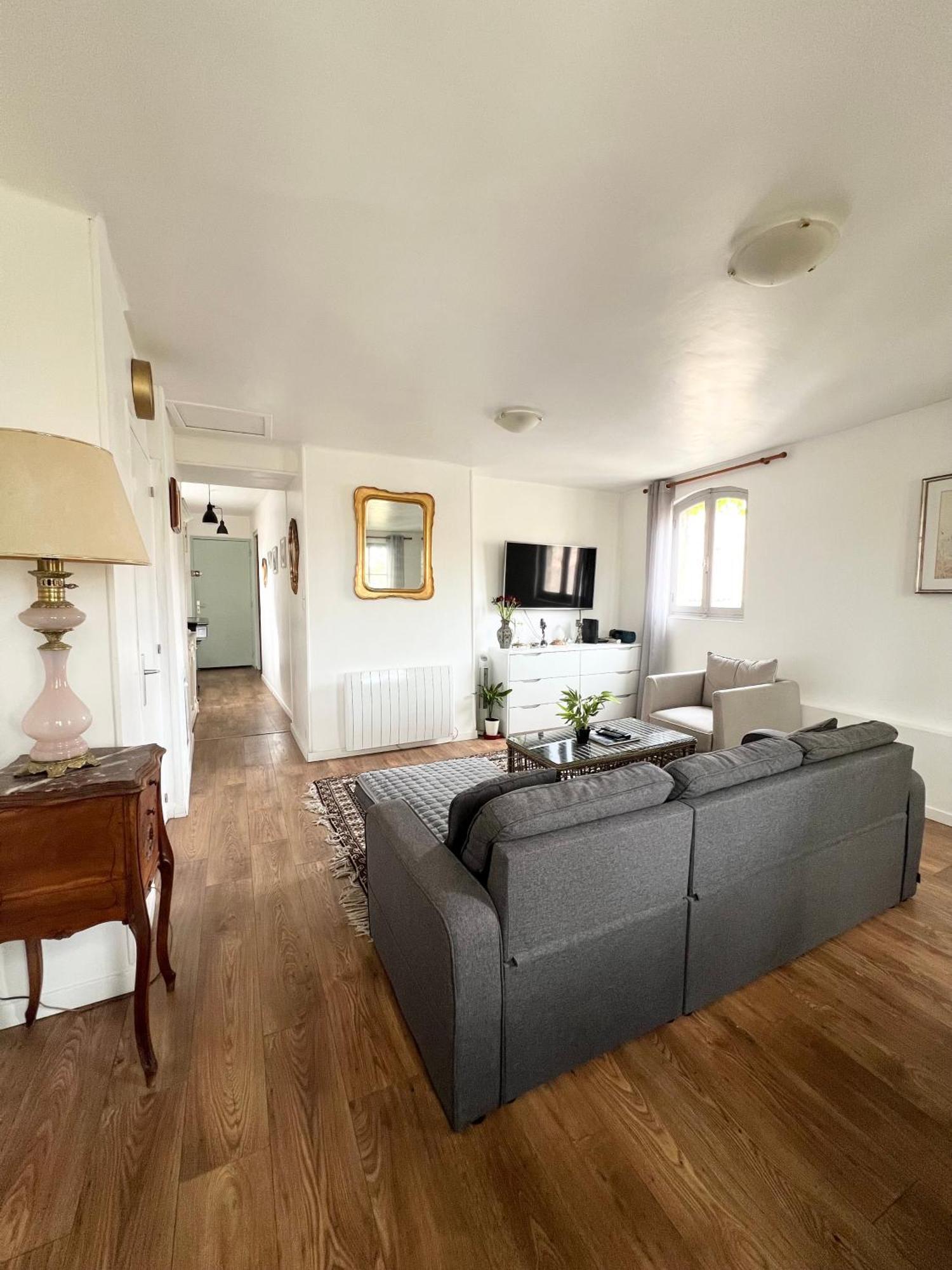 Ferienwohnung Renove, Vue Sur Palais Des Papes, Terrasse Et Wifi Troisieme Etage Avignon Exterior foto