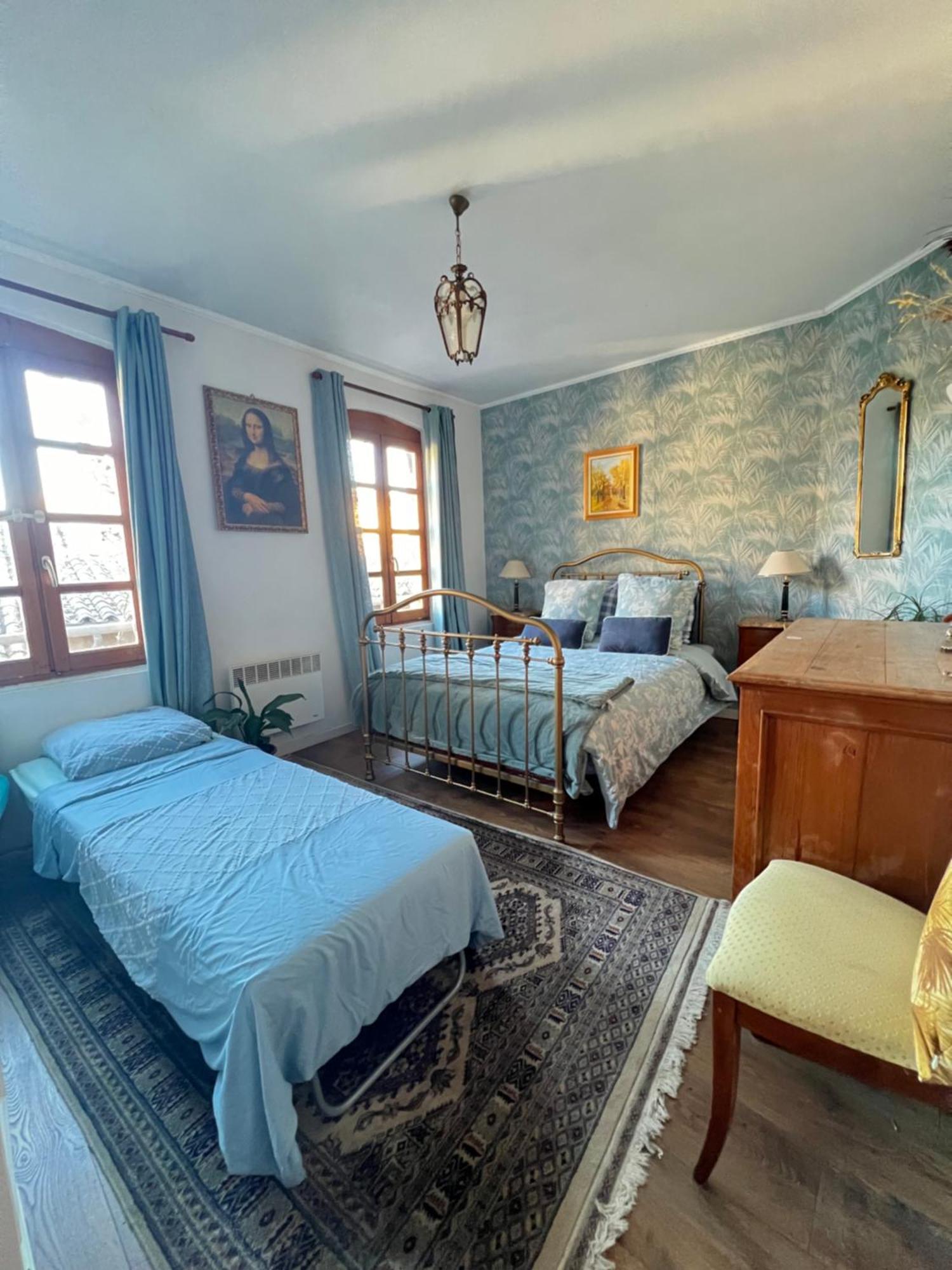 Ferienwohnung Renove, Vue Sur Palais Des Papes, Terrasse Et Wifi Troisieme Etage Avignon Exterior foto